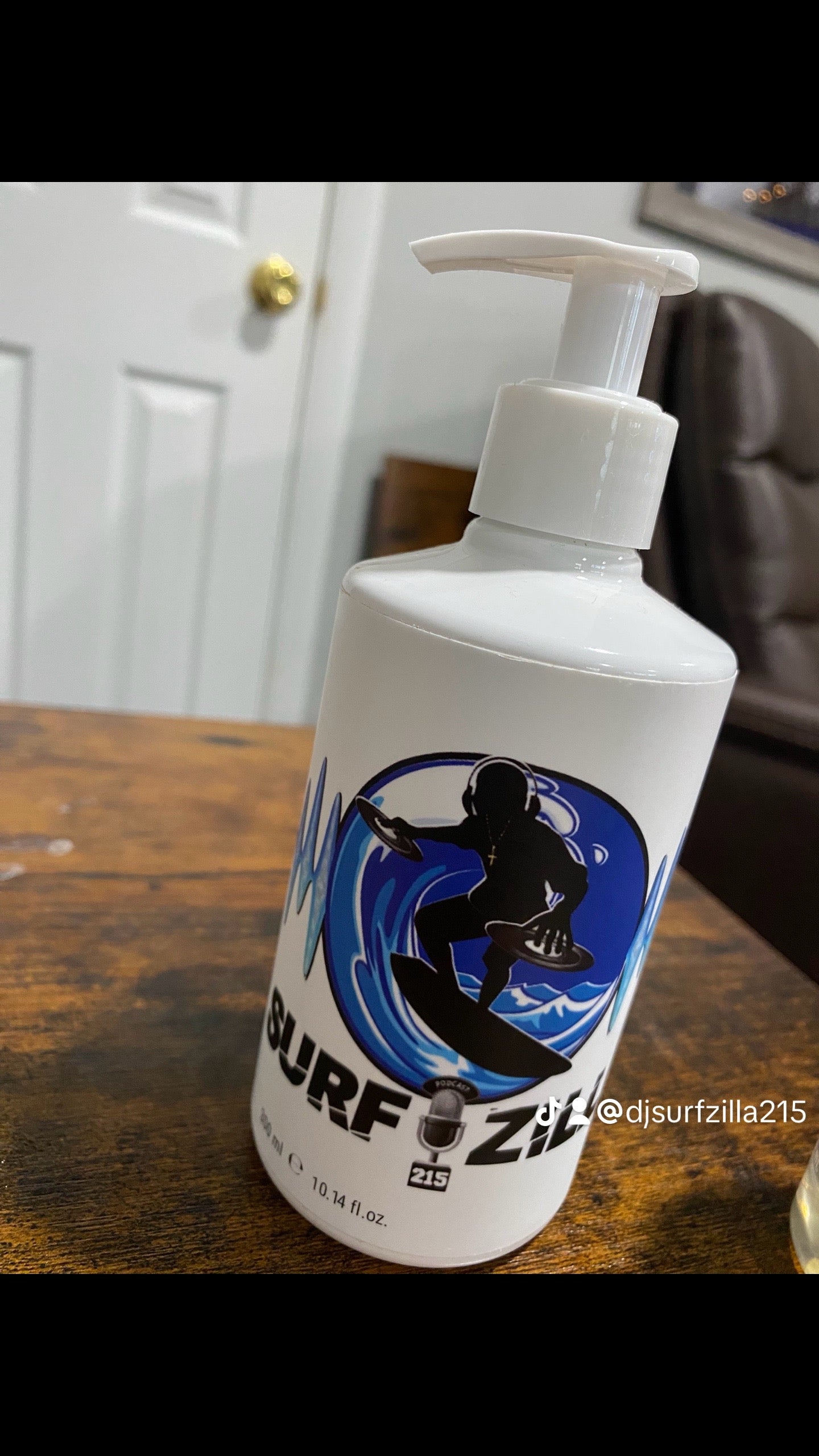 Surf Tears Refreshing hand & body wash