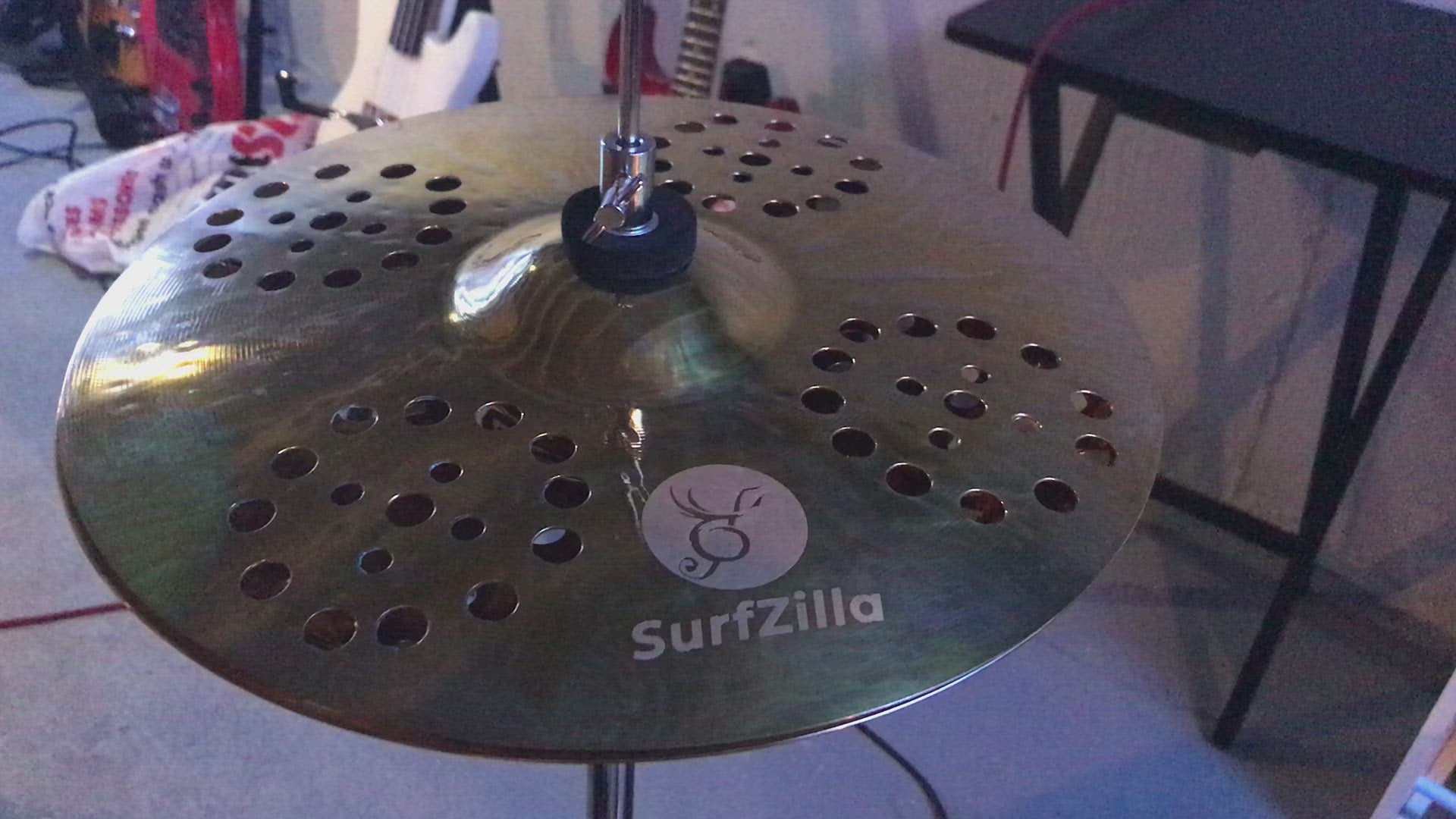 SurfZilla Tommy-Gun Hats 13”