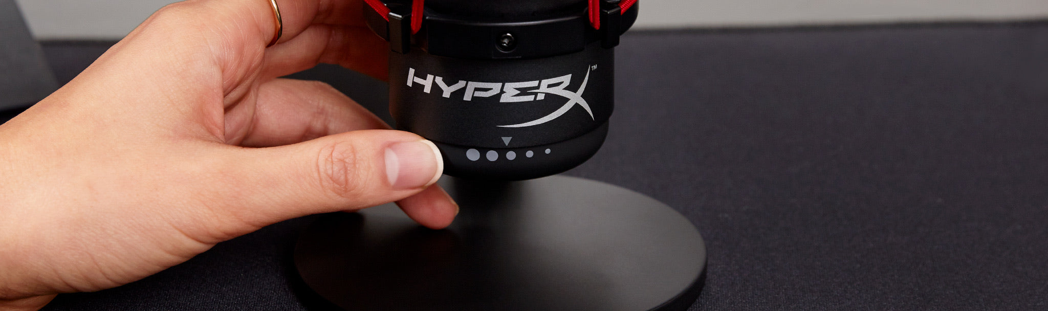 Quadcast Podcast/Gaming Microphone
