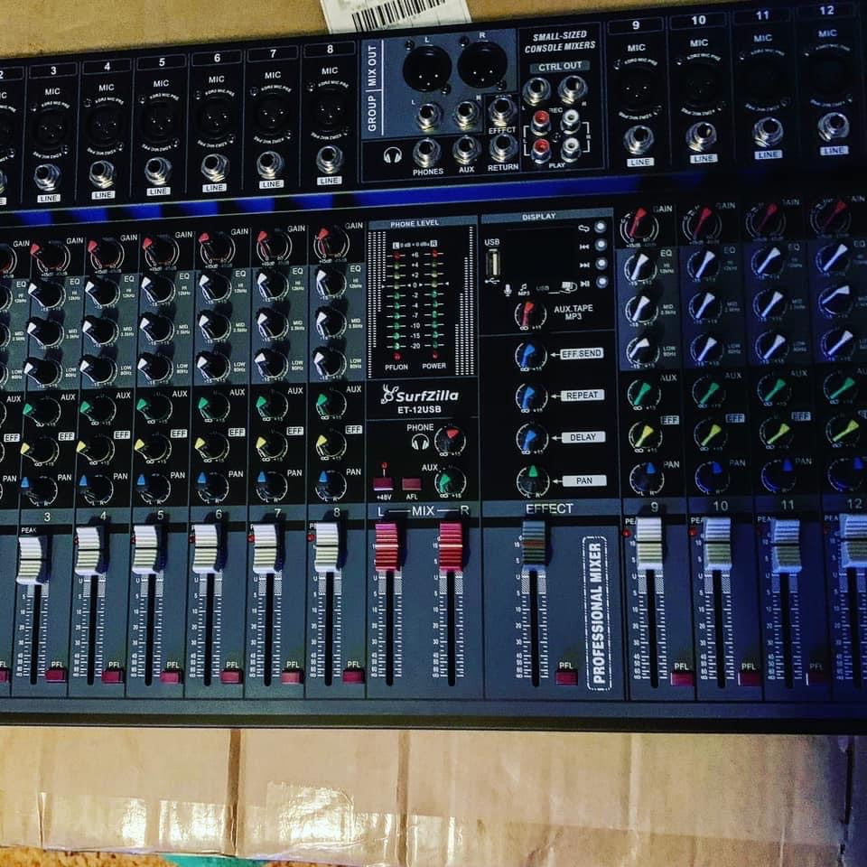 SurfZilla Monster Streamline  Mixer 12 Channel + Drum Recording 101