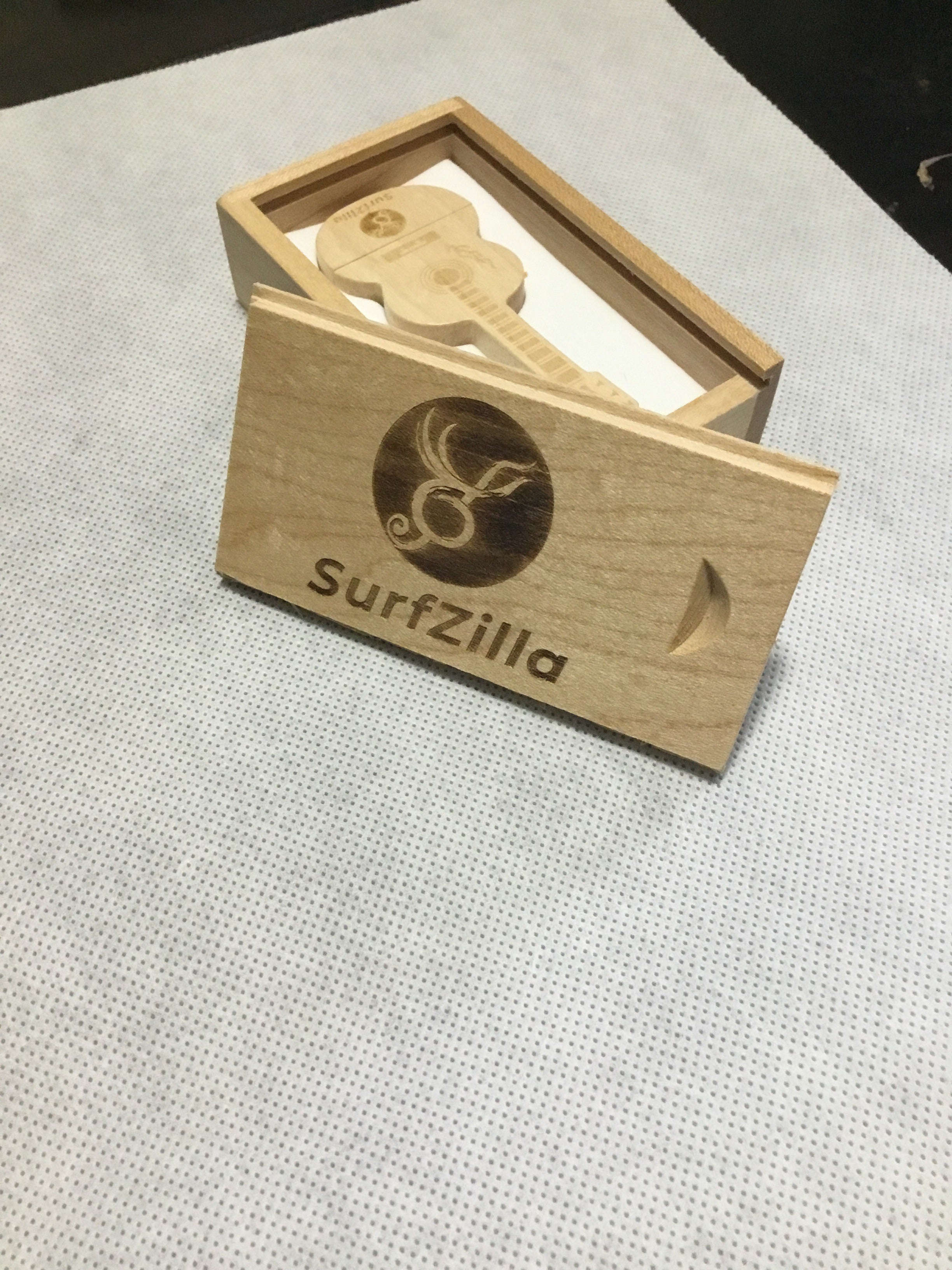 Wooden SurfZilla Guitar Flash Drive