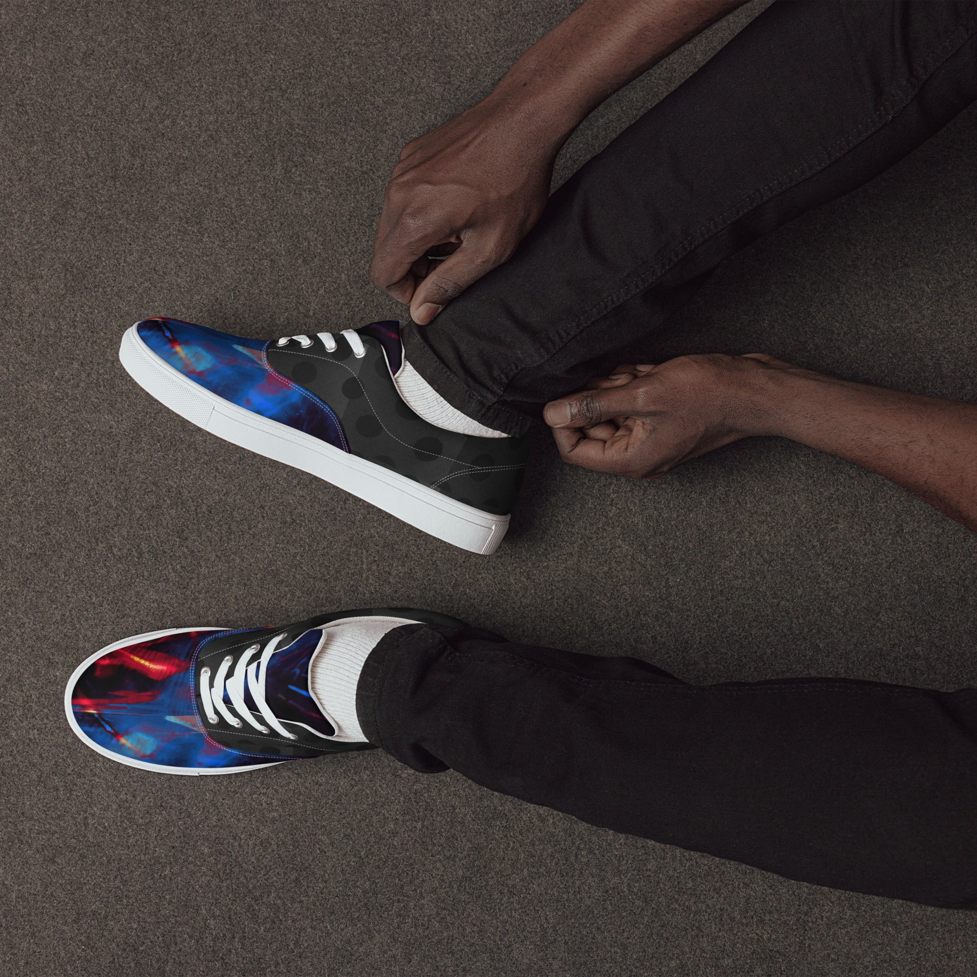 Abstract Royal Flames Men’s lace-up canvas shoes