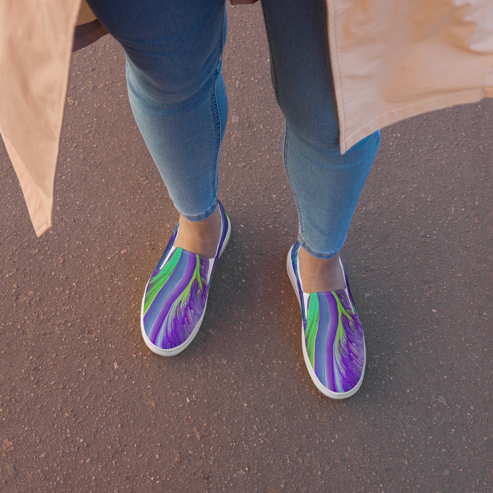 Abstract Safari Women’s slip-on canvas shoes